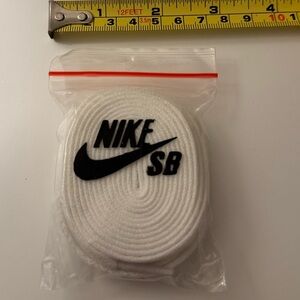 NWOT Nike SB White Shoelaces